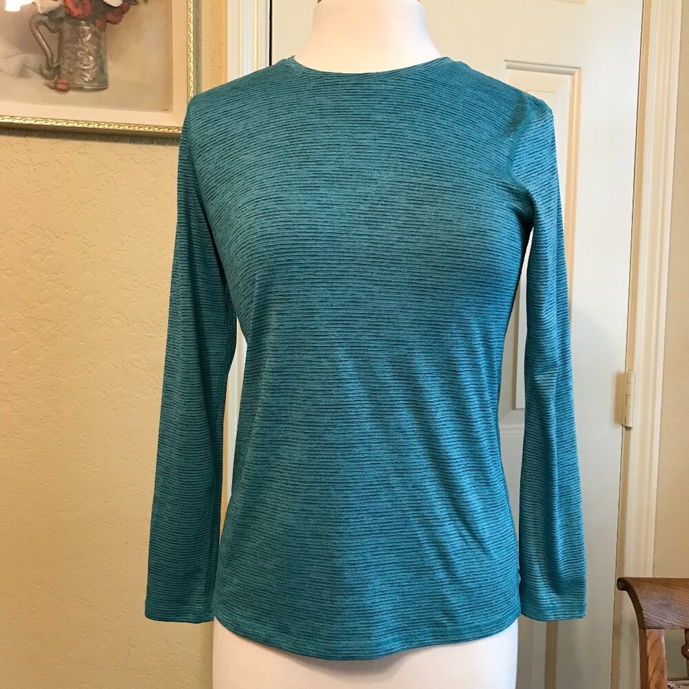 Athletic Works Long Sleeve Shirt - XS